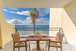 Tranquil Beachside Stay - Atlantic Gardens Beach 412